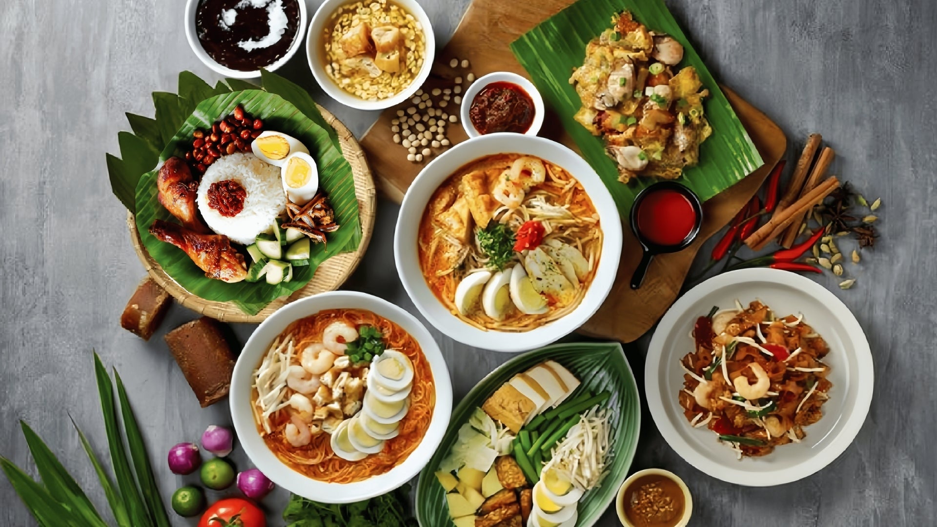 Chinatown Food Crawl in Singapore: Hidden Gems Guide